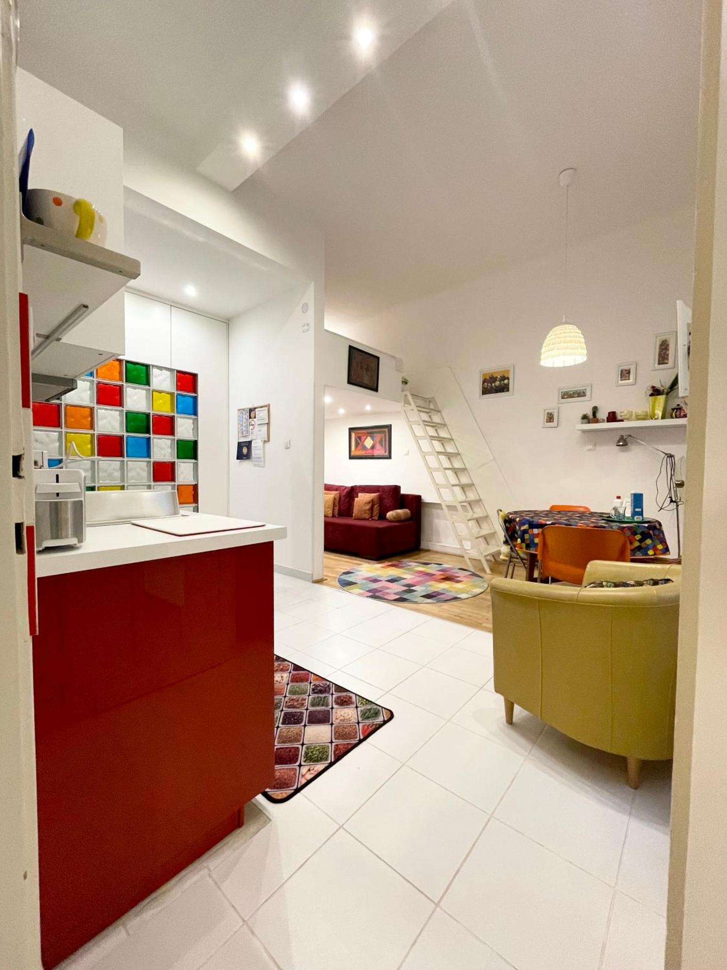 Rainbow Pearl Apartment At St Stephen' S Basilica Budapest Ngoại thất bức ảnh