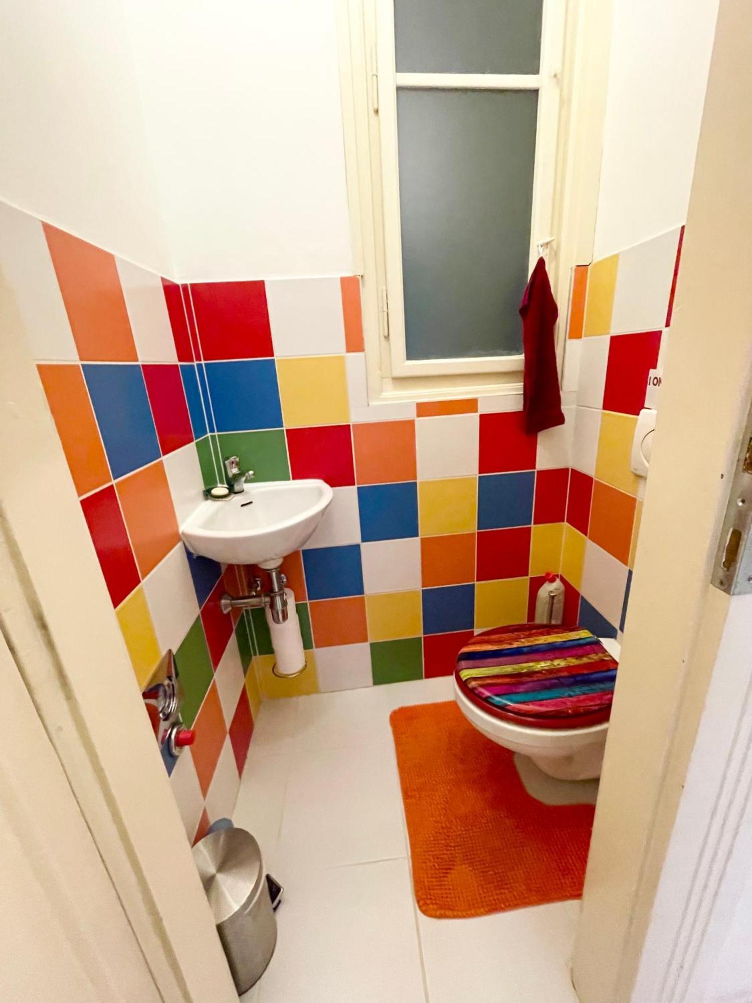Rainbow Pearl Apartment At St Stephen' S Basilica Budapest Ngoại thất bức ảnh