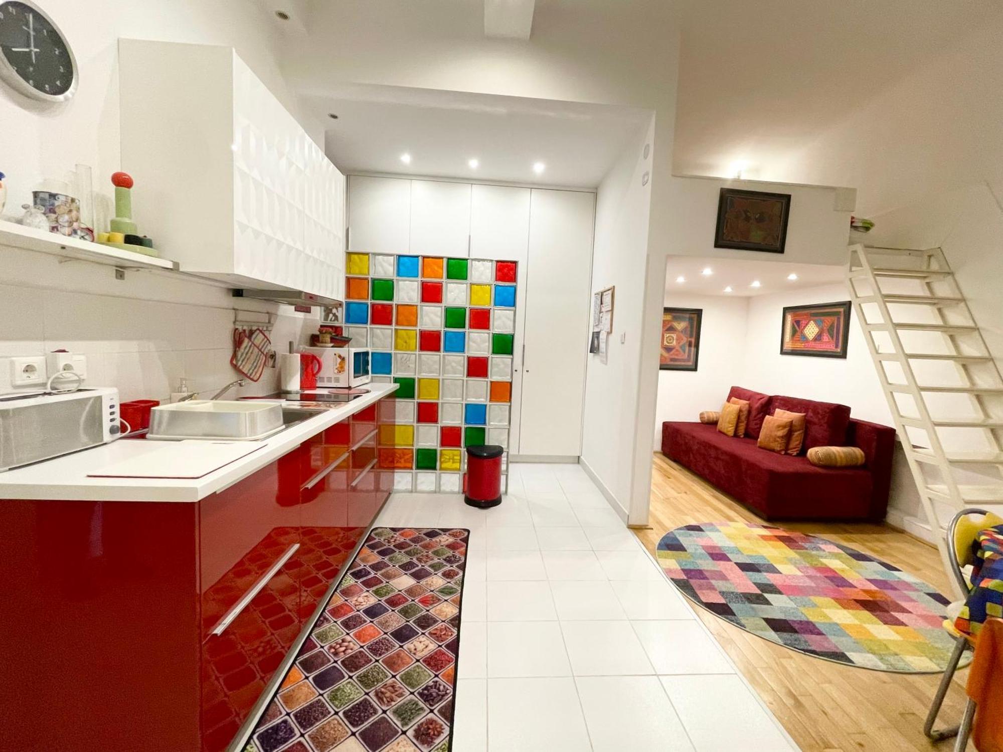Rainbow Pearl Apartment At St Stephen' S Basilica Budapest Ngoại thất bức ảnh