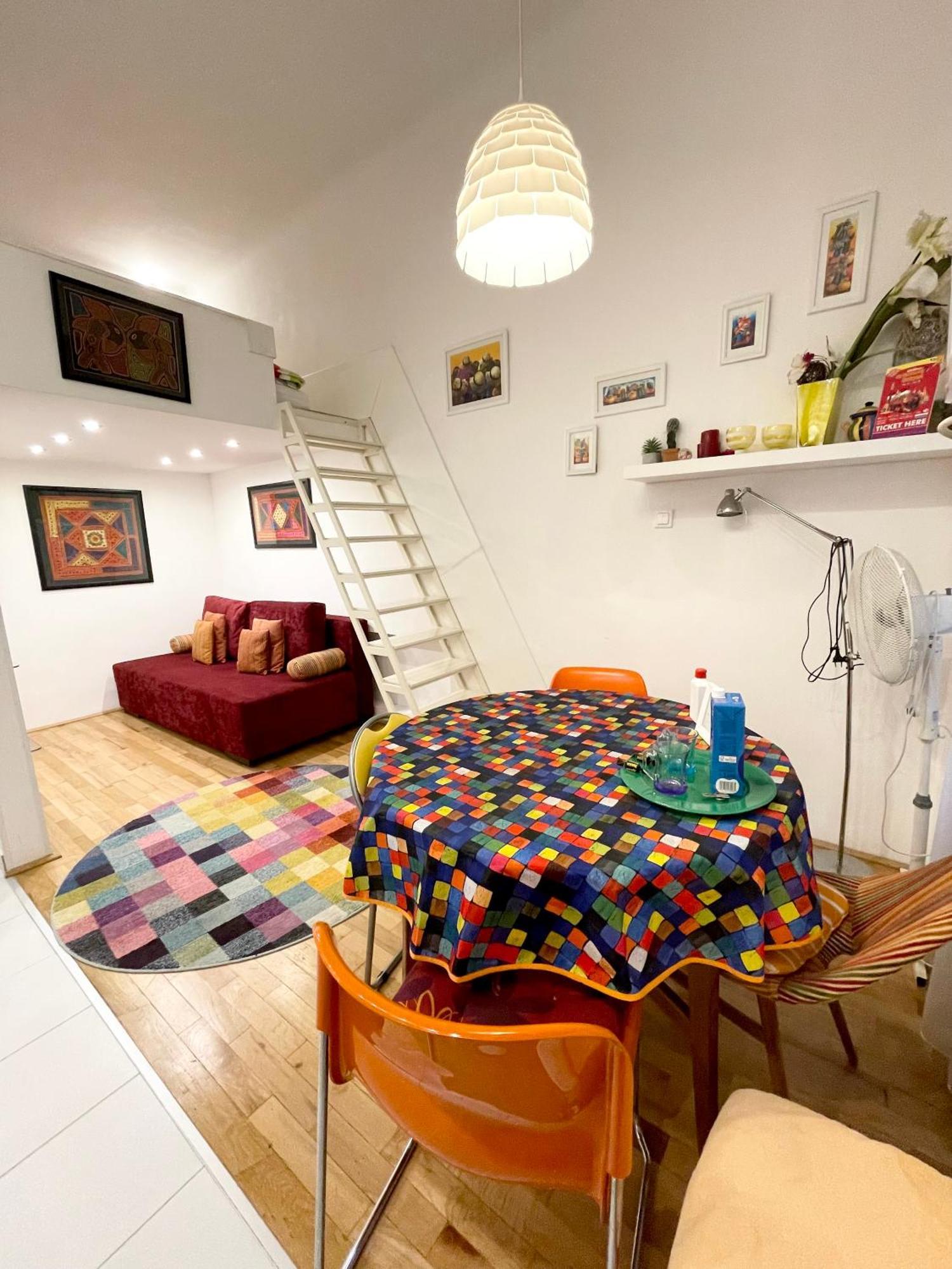 Rainbow Pearl Apartment At St Stephen' S Basilica Budapest Ngoại thất bức ảnh