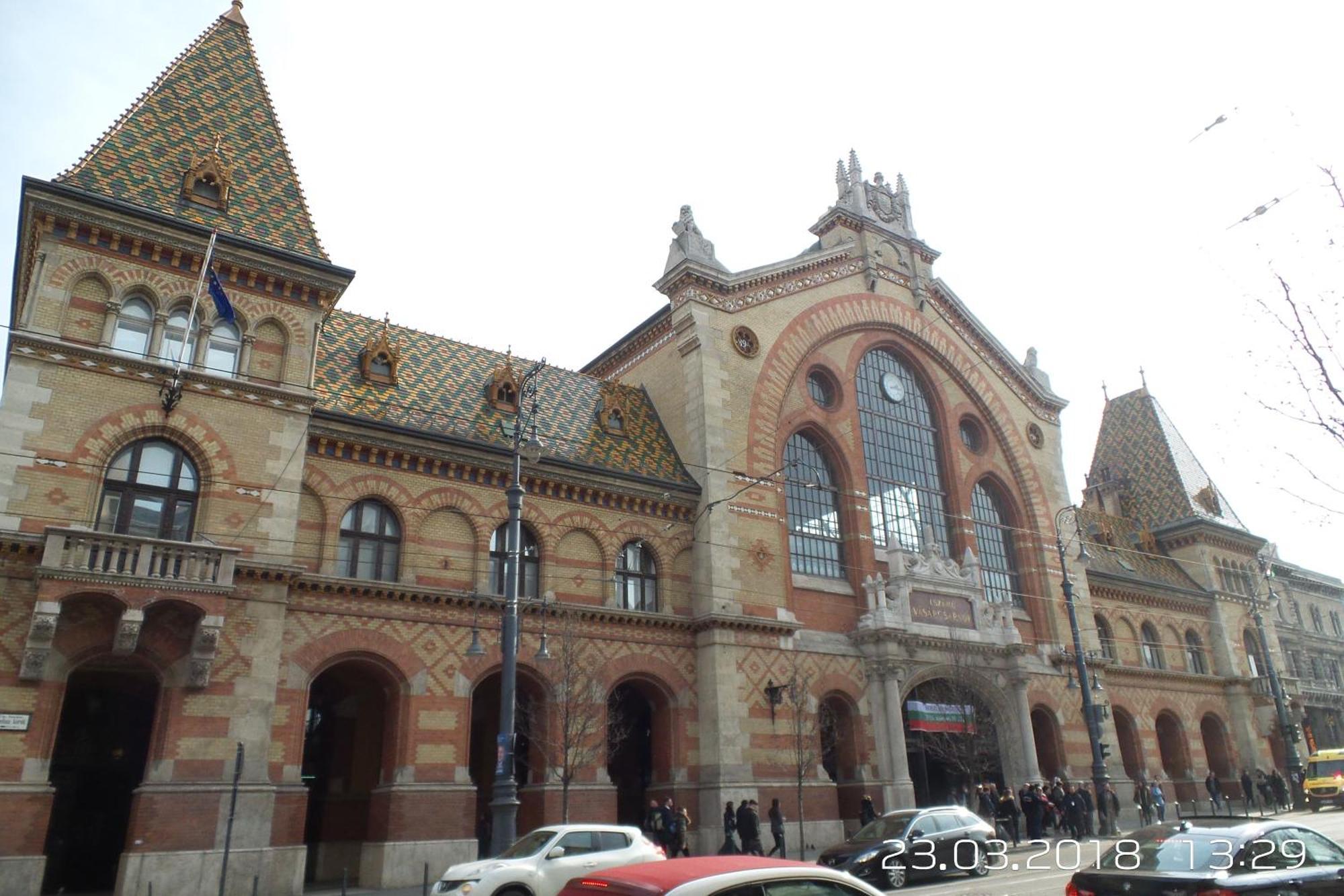 Rainbow Pearl Apartment At St Stephen' S Basilica Budapest Ngoại thất bức ảnh